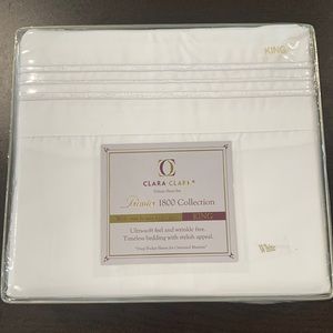 White King bed sheets. Deep pocket sheets.